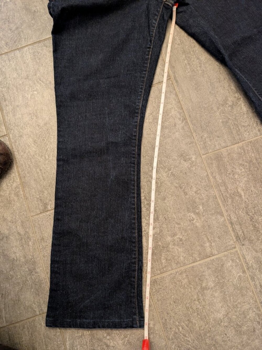 Old Navy Women's Blue Jeans, Mid-Rise, Kicker Boot Cut, Size 12 short?